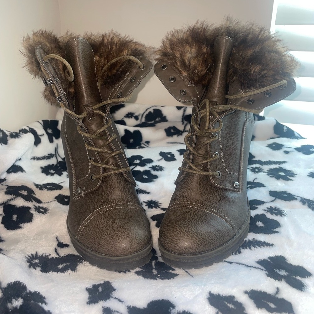 Guess Women’s Boots